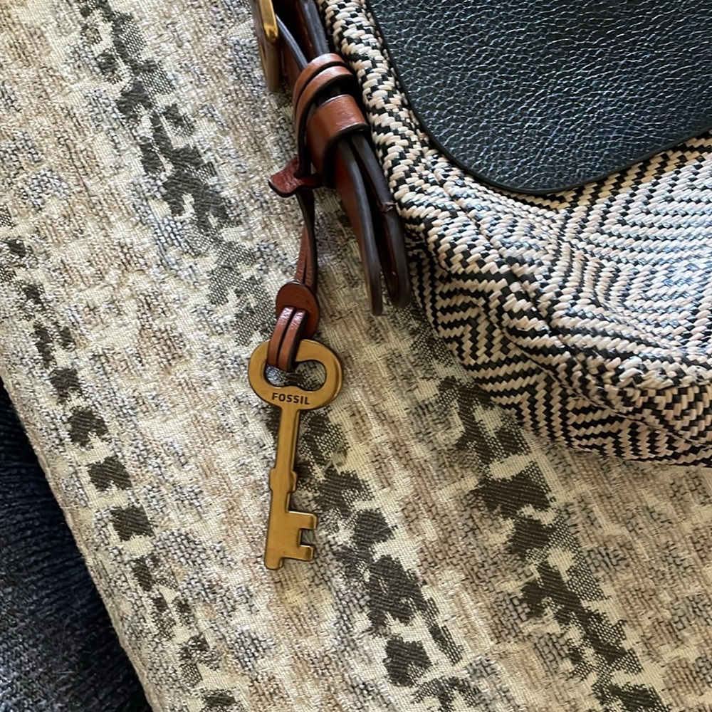 Fossil Harper Crossbody Purse - Picture 2 of 3
